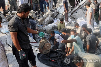 美·이스라엘 폭격에…이란 초등학교서 148명 사망