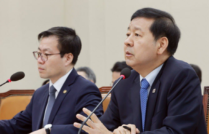 구윤철 "美, 대미투자법 처리여부 지켜봐"(종합) - 뉴스 썸네일 이미지