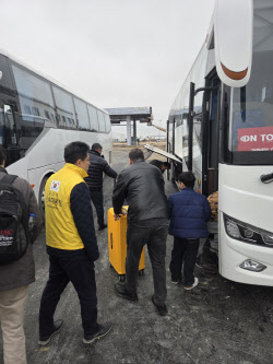 중동 전운에 긴급 탈출… 정부, 전세기·군 수송기 투입 검토