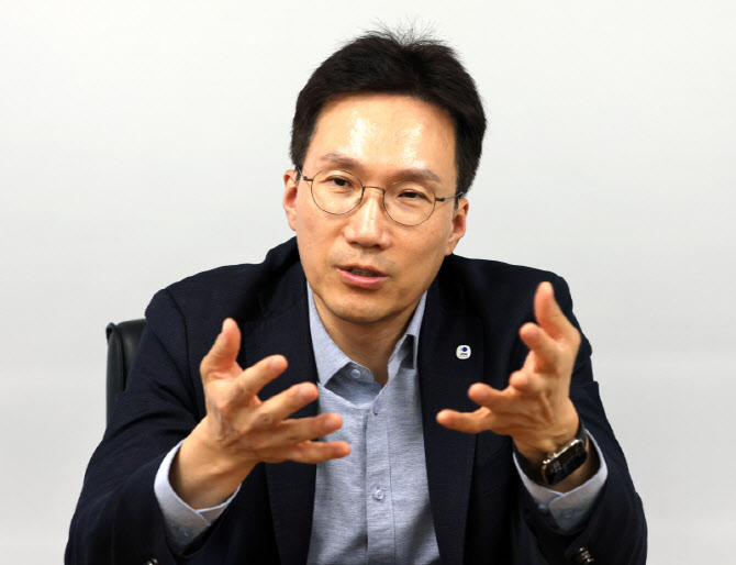 우리銀 "웹3금융 기술준비 완료...엣지있게 신사업 준비" [일문일답] - 뉴스 썸네일 이미지