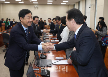경제계 "대미투자법, 국회 특별위 통과 환영"