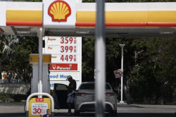 트럼프 “이란전 거의 끝났다”…유가 120→80달러대 ‘롤러코스터’(종합)