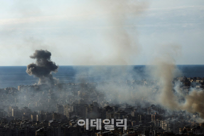 중동 전쟁 장기화 우려…금융권, 중동자금 32조 ‘경계등’