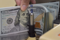 환율 1480원대 후반 등락...