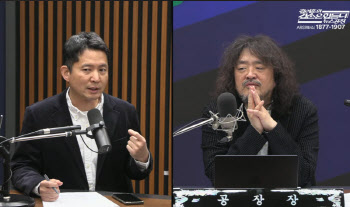 더 커진 '李 공소취소 거래설' 후폭풍...친명조직, 김어준 직격 "악의적 음모론"