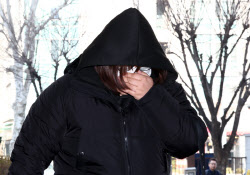 '약물운전' 포르쉐 운전자 공범 구속...늘어나는 의료용 마약류 범죄[사사건건]