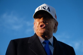 트럼프 “호르무즈 지킬 군함 보내라"...韓 정부 결단 요구받나(재종합)