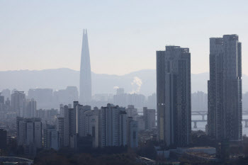 상가→주택 전환 추진...정부 ‘초단기 공급’ 카드 꺼낸다