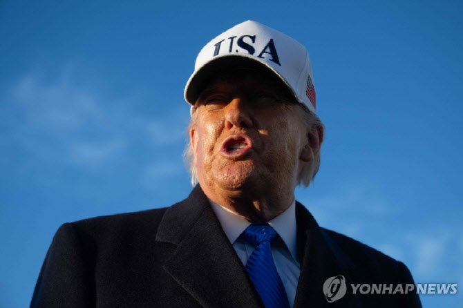 이란 하르그섬 초토화...트럼프 "추가 공격, 재미 삼아할 수도"