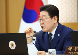 [속보] 李대통령 “車5부제 등 에너지 대책수립…필요시 수출통제 검토”