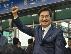 김동연 또 '독주', 김문수·유승민 '초접전'...막 오른 경기지사 레이스
