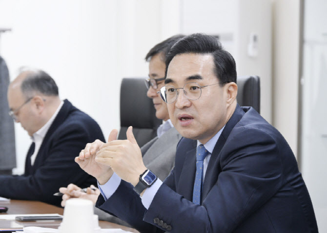 박홍근 기획처 장관 후보, 오늘 청문회…추경 등 정책검증 ‘초점’