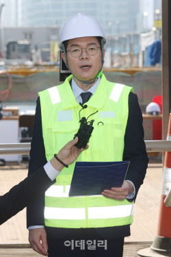 [포토] 정원오 서울시장 예비후보, 하나씩 안전 착착! 안전공약 발표                                                                                                                                        