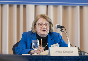 "중동 충격이 트럼프 관세 압도…전쟁 끝나도 저유가 어려울 것"