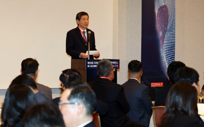 이혁 주일 한국대사, 제15회 국제 비즈니스·금융 콘퍼런스 환영사                                                                                                                                    
