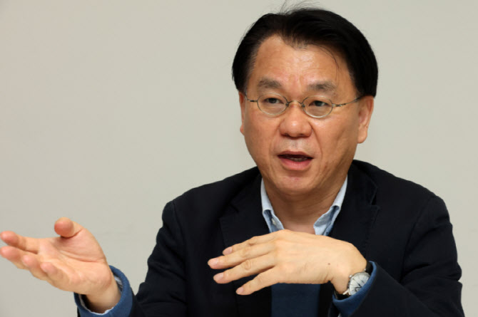 “온플법, 美 통상보복 부른다…특별법보다 기존법 보완이 해법”[만났습니다]①