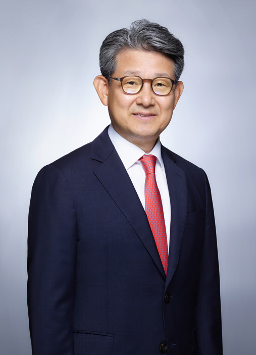 OCI그룹, 조직개편 단행…김유신 OCI홀딩스 부회장 선임