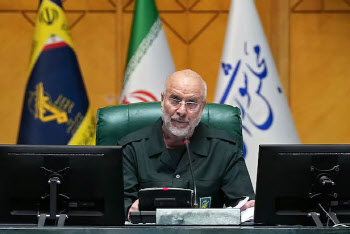 이란 의회 의장 "지상 진입 미군 불태울 준비 돼 있다"