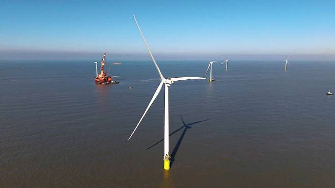 기후부, 1.8GW 규모 해상풍력 경쟁입찰 공고…부유식 별도 진행