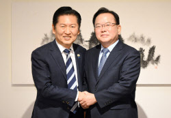 [속보]'대구시장 출마' 김부겸 "지역주의 극복과 지역 균형발전, 마지막 소명"