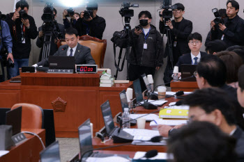 5월 1일 노동절도 '법정공휴일'…국회 법사위 통과