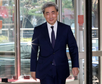 신현송 한은 총재 후보자 첫 발언에…환율·금리 소폭 하락