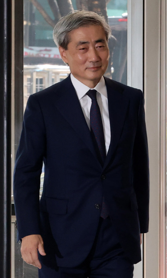 신현송 한은 총재 후보자 "환율 레벨에 큰 의미 부여해선 안돼"