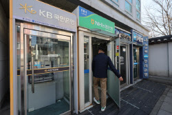 은행권 주택대출 금리 인상…신규 대출부터, 7월부턴 은행 부담