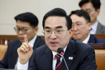 박홍근 "1인 가구 월 385만원 이하, 최대 60만원…4월말 가능"