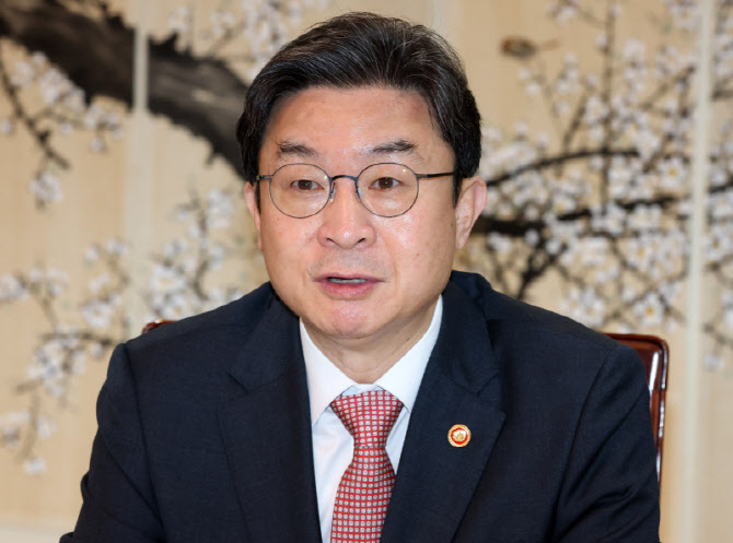 발언하는 이억원 금융위원장                                                                                                                                                                        