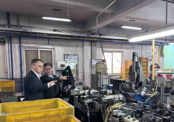 "중동 피해 막자"…우리은행, 18.4조원 긴급 지원