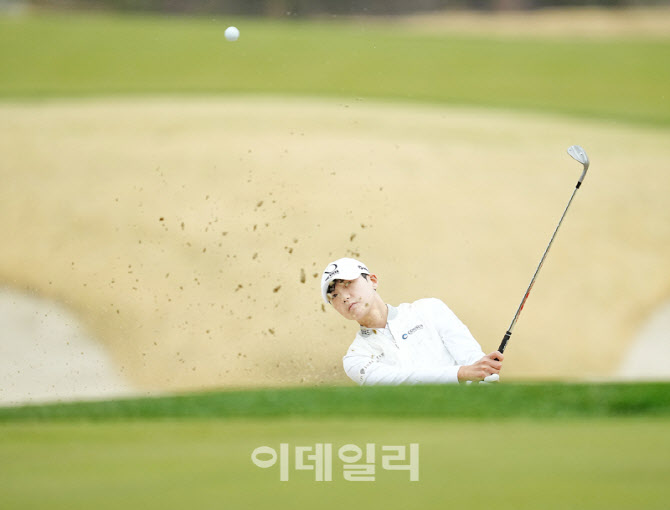 박성현,벙커샷 연습은 필수                                                                                                                                                                         