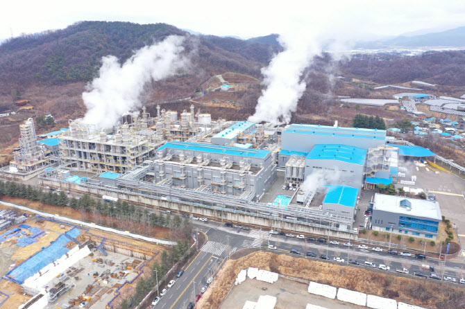 코오롱인더-코오롱ENP 합병 완료...글로벌 스페셜티 기업 도약