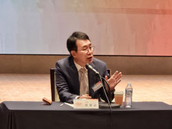 '19년 집념' HLB의 항암제 리보세라닙...진양곤의 뚝심일까, 희망고문일까