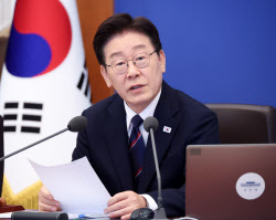 [속보]李대통령 “민간인 무인기 사건, 북측에 유감의 뜻 표한다”