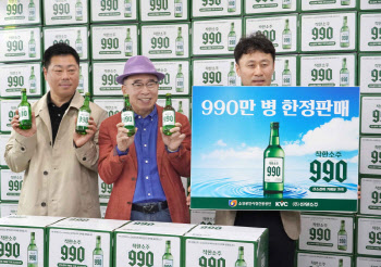 "계속 팔면 우리 망해요"… 990원 소주 '선양'의 전국구 선전포고[르포]