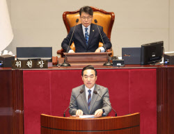 박홍근 "추경 2차 지원금, 5월 중 지급 목표"