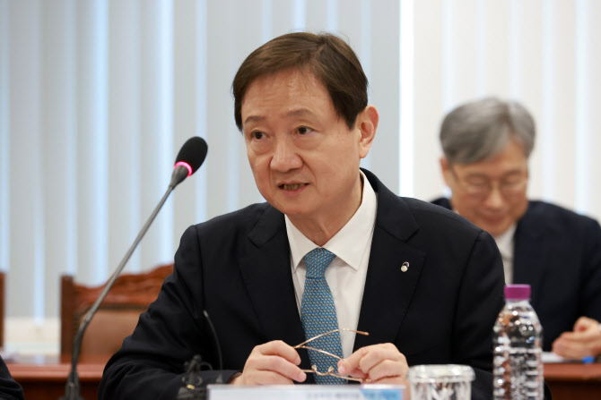 이찬진 금감원장 "금융권, 기본적 의무 못지켜 IT 사고나면 무관용 조치"