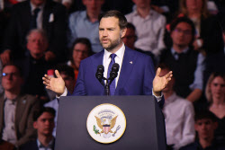 美·이란 10일 대면 협상할 듯…'전쟁 반대' 밴스 전면에