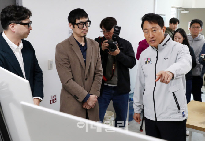  오세훈, '디자인혁신 전통시장’ 점검                                                                                                                                                         
