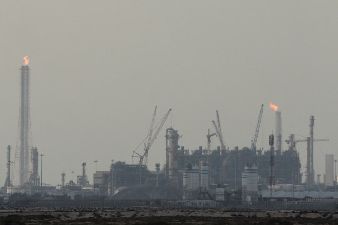 러시아의 아시아 LNG 공급 공략 관련 이미지