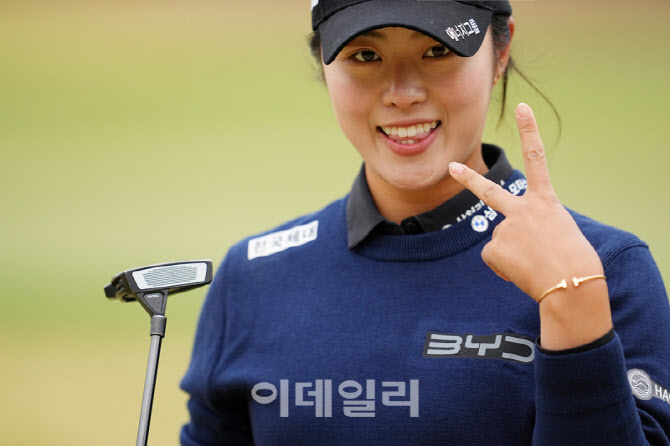 서교림,버디 성공 브이 미소                                                                                                                                                                        