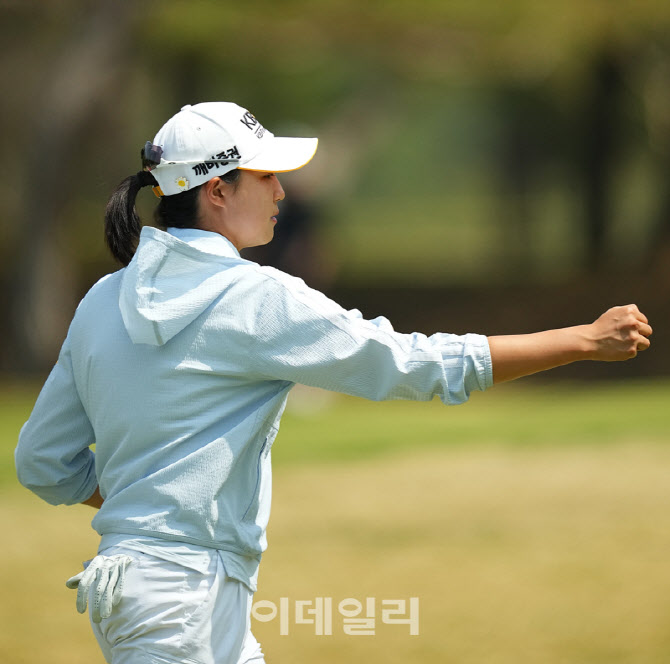 박예지,버디 성공 파이팅해요                                                                                                                                                                       