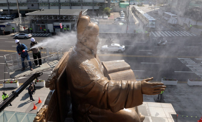 뒤까지 깨끗하게                                                                                                                                                                                   