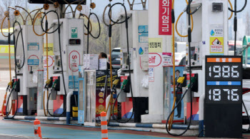 "1분기 잔치 끝났다"…여행·항공 한 달 만에 예약 반토막