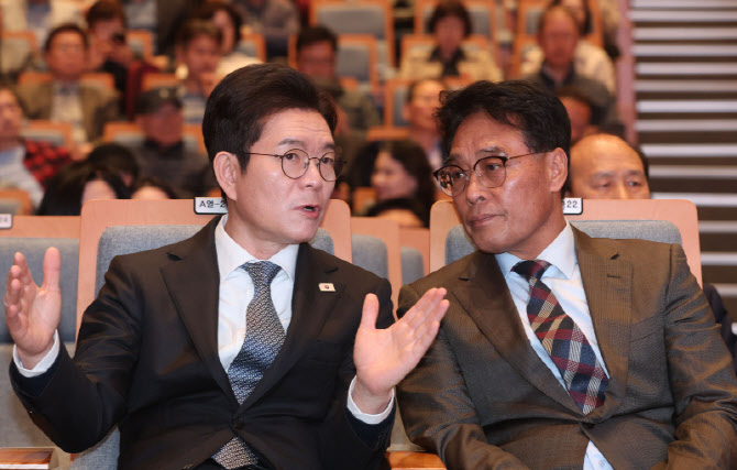 정원오 후보-정한호 이사장, 정책 제안 간담회 대화                                                                                                                                                  