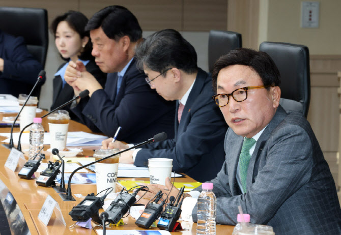 [포토]발언하는 박현주 미래에셋 회장