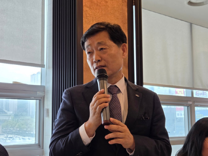 정왕국 SR 사장 “9월까지 SRT-KTX 통합 완료…좌석 늘릴 것”