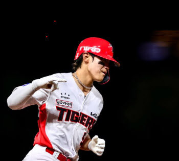 살아난 KIA, 파죽의 6연승…'5호 아치' 김도영, 홈런 공동선두
