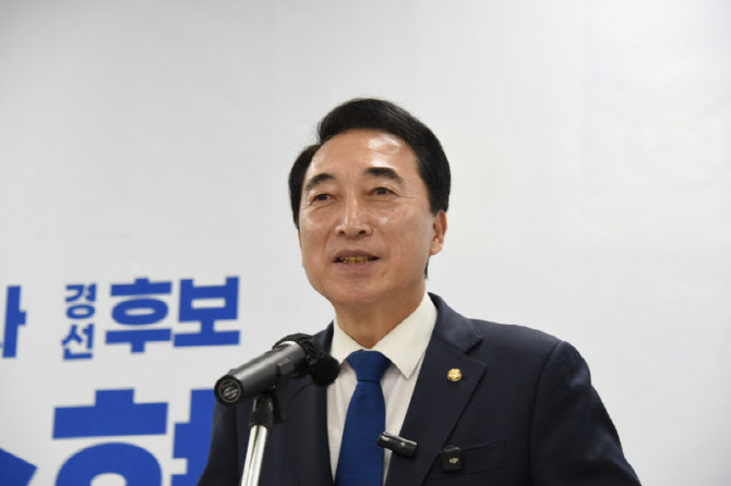 與 지방선거 경선 휩쓴 물갈이 바람